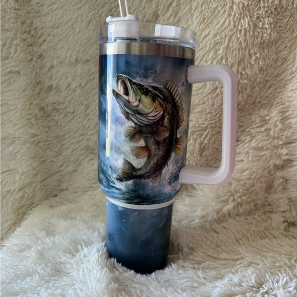 40oz Fish Tumbler - Picture 4 of 4